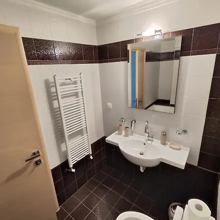 Seaview Apartman