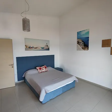 Seaview Apartment *