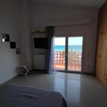 Seaview Apartment *